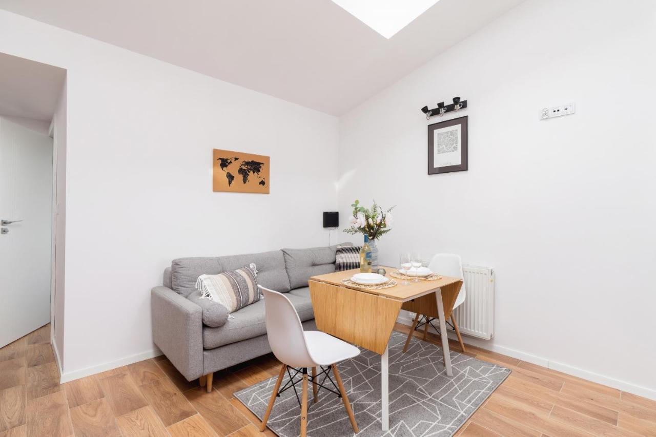 Radziwillowska Apartment Cracow Planty By Noclegi Renters Krakau Buitenkant foto